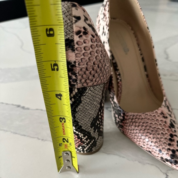 JustFab Snakeskin Block Heel - Picture 2 of 3
